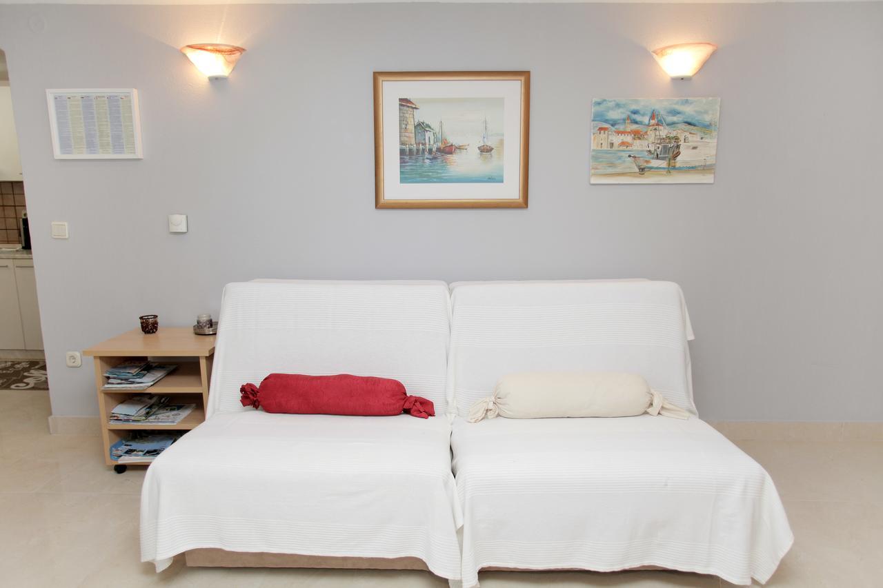 Apartment Eva Trogir Bagian luar foto